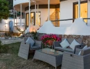agkira karavos sea view apartments skopelos  