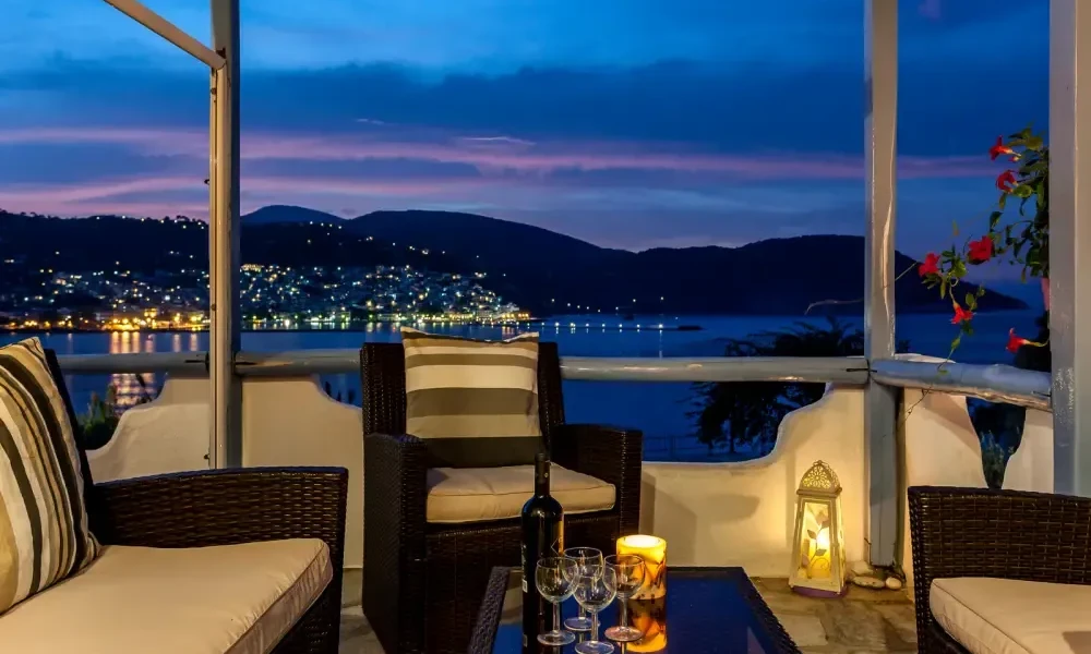 agkira karavos sea view apartments skopelos  