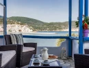 karavos  sea view apartments   plori  1